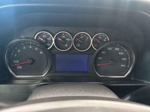 Used 2019 Chevrolet Silverado 1500 LT w/ All-Star Edition image 4