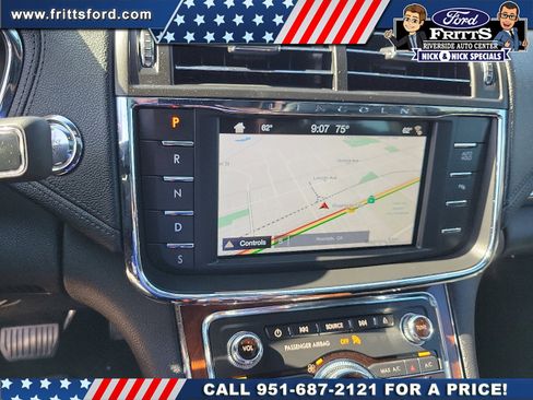 Used 2017 Lincoln Continental Select FWD image 10