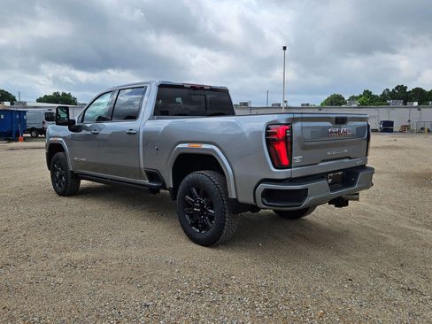 New 2026 GMC Sierra 2500 AT4 w/ AT4 Premium Plus Package AWD/4WD image 3