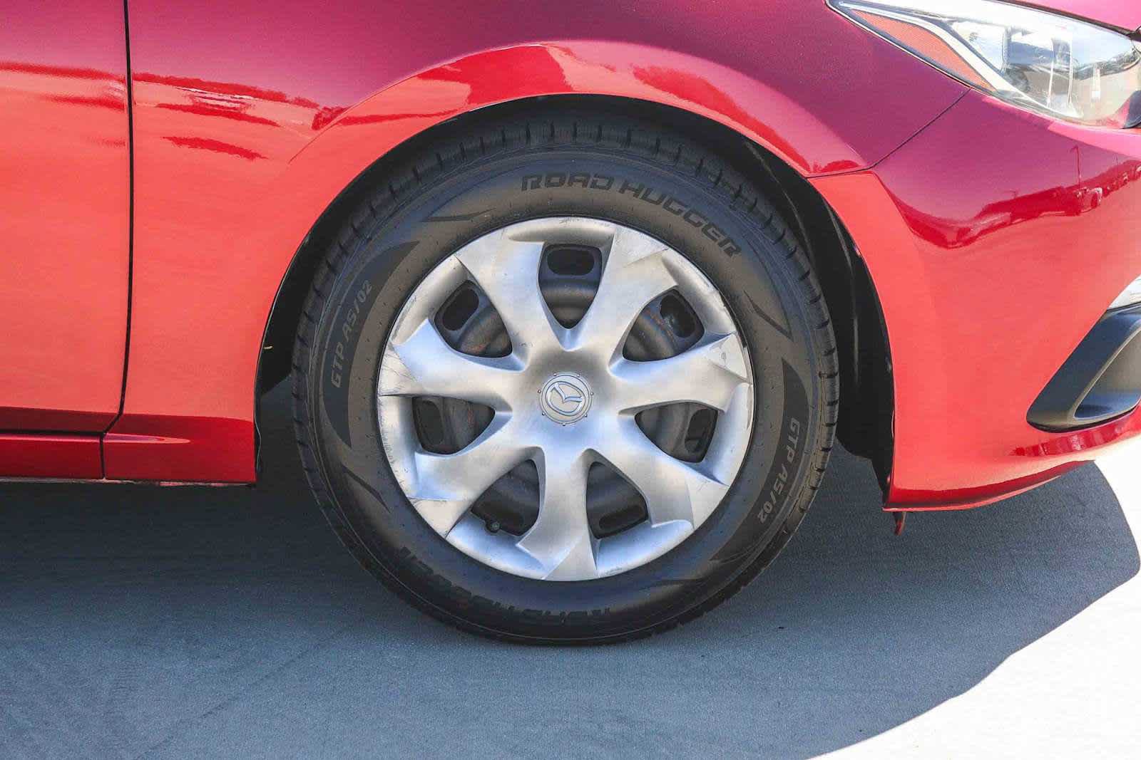Used 2016 MAZDA MAZDA3 i Sport FWD image 9