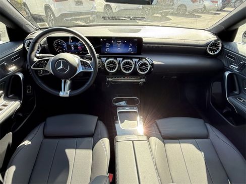 Certified 2025 Mercedes-Benz CLA 250 4MATIC image 2