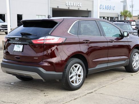 Used 2023 Ford Edge SEL w/ Convenience Package image 8