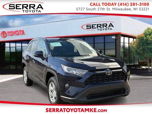 Used 2021 Toyota RAV4 XLE FWD image 1
