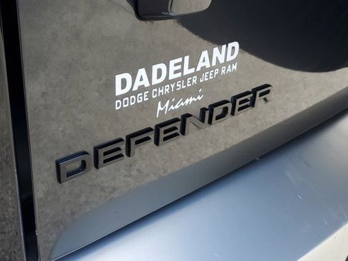 Used 2023 Land Rover Defender 110 S AWD/4WD image 11