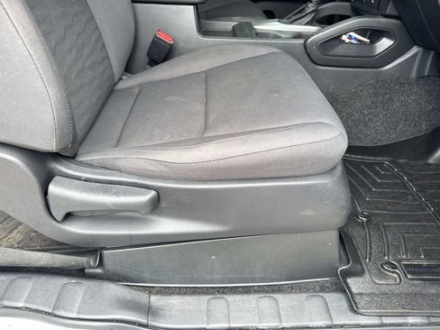Used 2023 Nissan Frontier S w/ Technology Package RWD image 12
