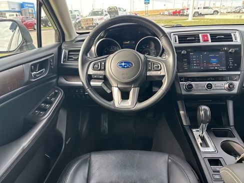 Used 2017 Subaru Outback 2.5i Limited image 13