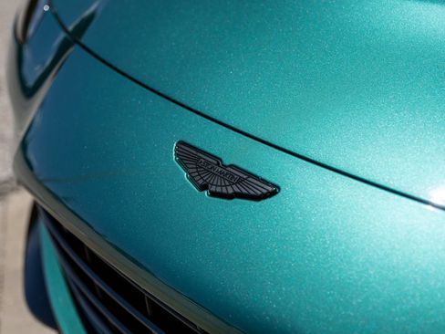 Used 2023 Aston Martin V8 Vantage Coupe RWD image 5