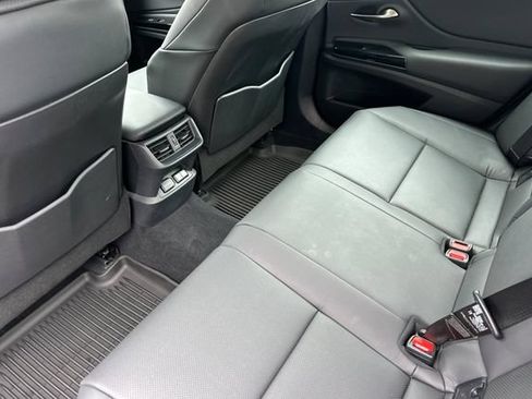 Used 2025 Lexus ES 300h w/ Premium Package FWD image 14