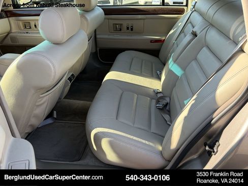 Used 1996 Cadillac De Ville Base image 18