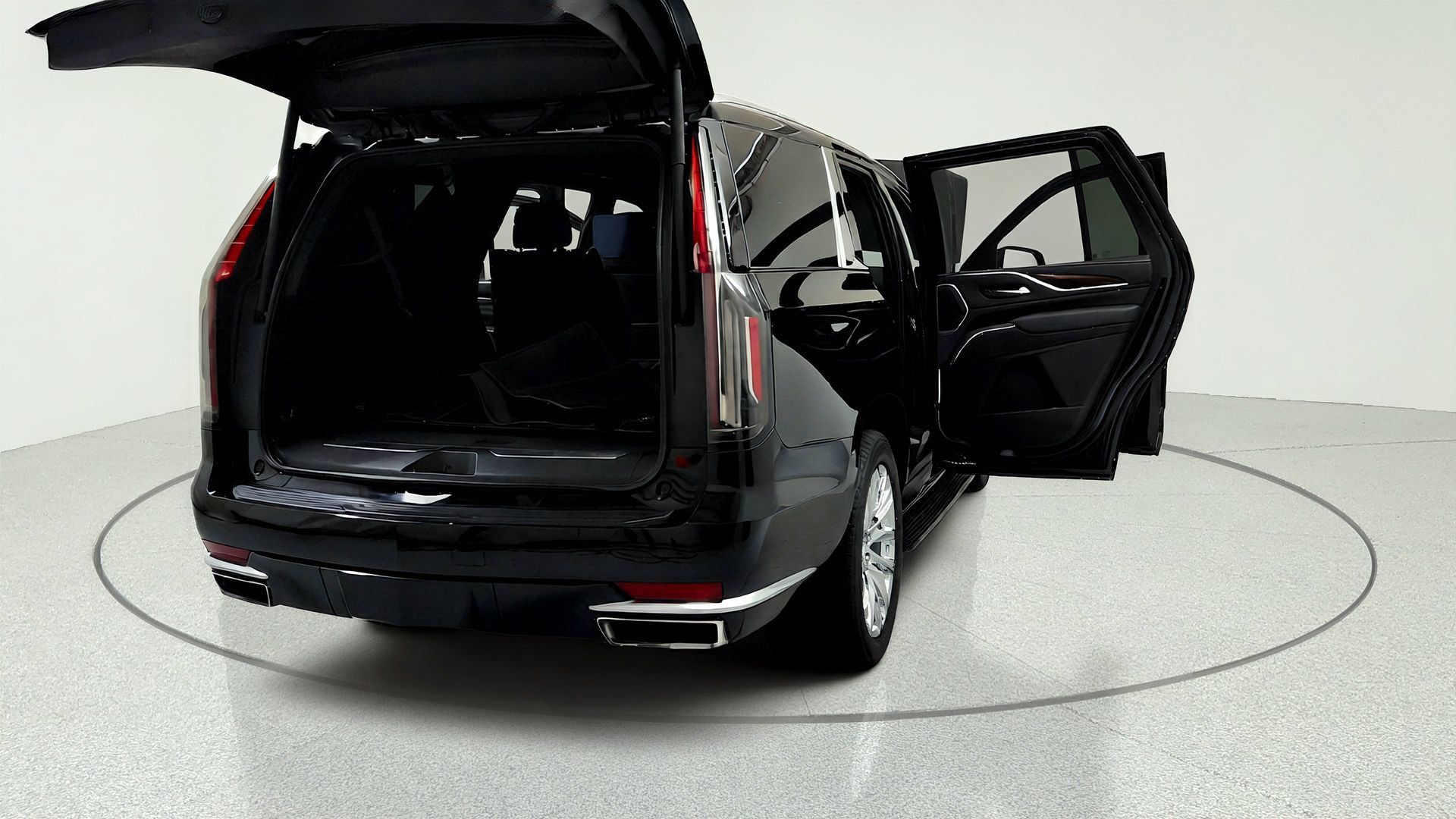 Certified 2023 Cadillac Escalade Premium Luxury w/ LPO, Radiant Package AWD/4WD image 12