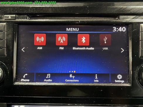 Used 2019 Nissan Rogue SV AWD/4WD image 17
