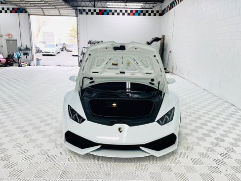 Used 2015 Lamborghini Huracan LP 610-4 AWD/4WD image 26