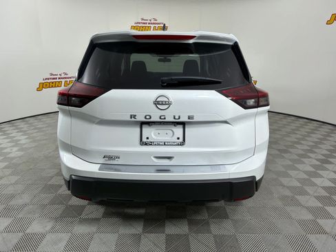 New 2026 Nissan Rogue SV FWD image 4