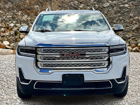 Used 2021 GMC Acadia SLE w/ Driver Convenience Package image 3