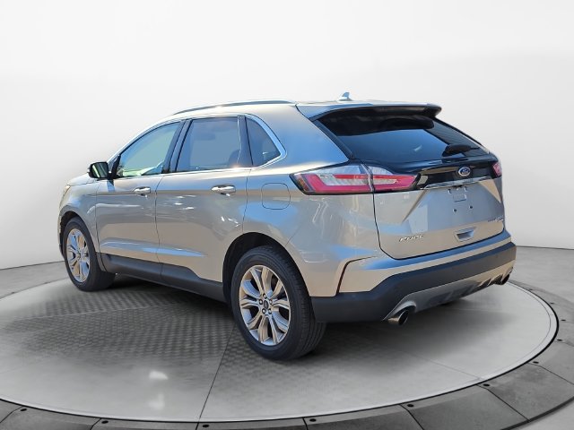 Used 2020 Ford Edge Titanium w/ Cargo Accessory Package FWD image 3