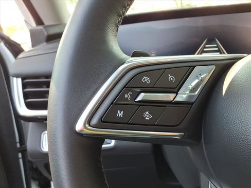 Used 2025 Buick Envision Preferred image 11