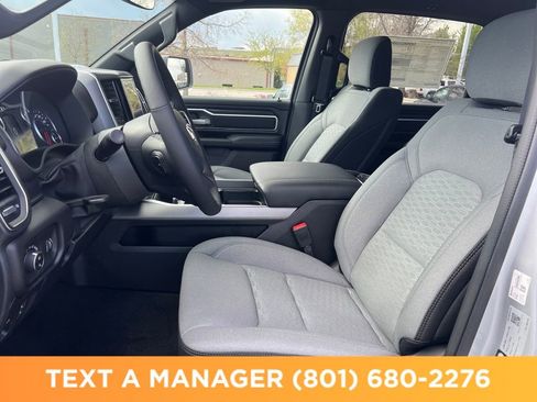 New 2026 RAM 1500 Big Horn AWD/4WD image 9