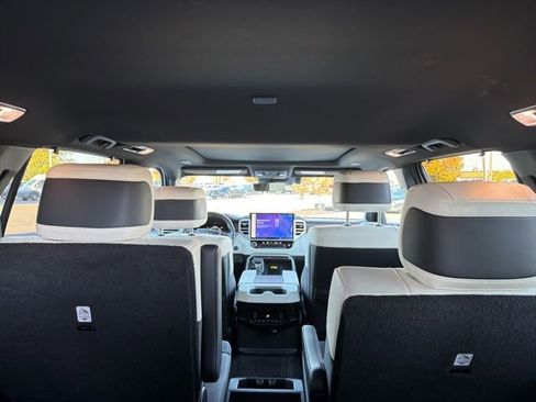 Used 2024 Toyota Sequoia Capstone image 19