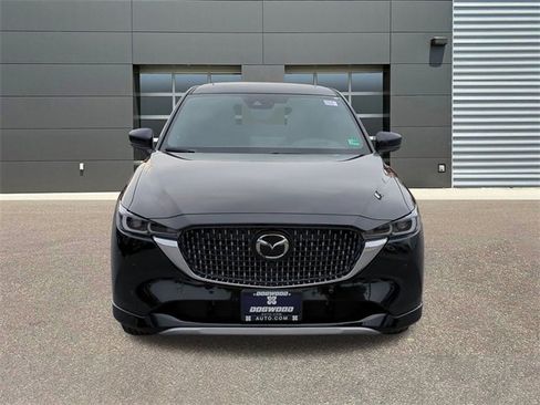 New 2025 MAZDA CX-5 Signature image 2