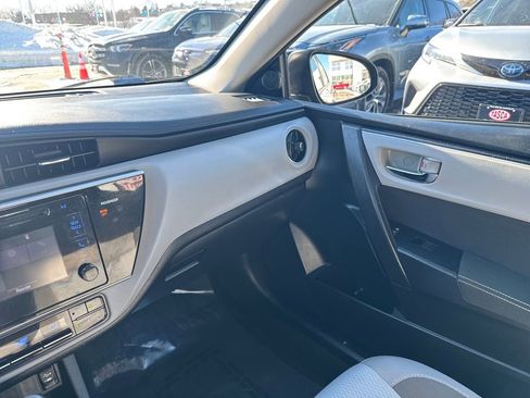 Used 2017 Toyota Corolla LE image 24