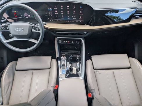 Used 2025 Audi Q5 Premium Plus w/ Premium Plus AWD/4WD image 29