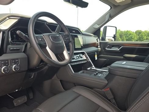 Used 2024 GMC Sierra 2500 Denali w/ Denali Reserve Package AWD/4WD image 24