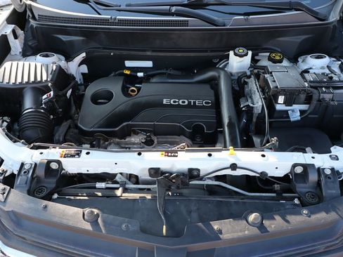 Used 2020 Chevrolet Equinox L image 41
