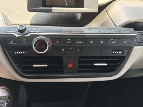 Used 2018 BMW i3 w/ Range Extender RWD image 23