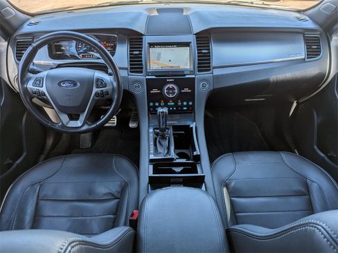 Used 2018 Ford Taurus SHO w/ Driver Assist Package image 29