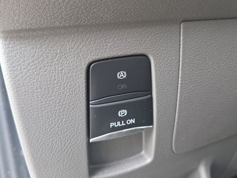 Used 2024 Ford Transit 350 XLT RWD image 22