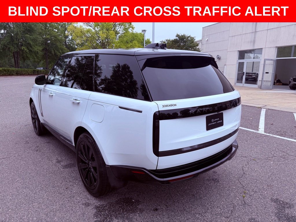 Used 2025 Land Rover Range Rover SE AWD/4WD image 5