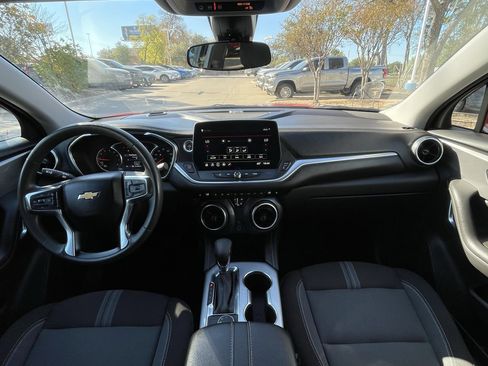 Used 2024 Chevrolet Blazer LT image 10