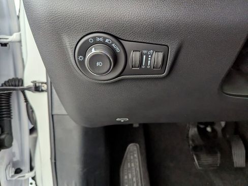 New 2026 Jeep Compass Latitude image 25