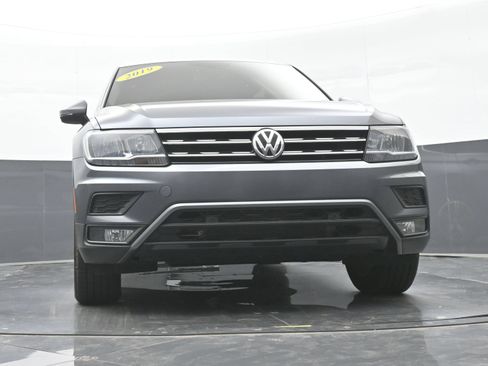 Used 2019 Volkswagen Tiguan SEL w/ 3rd Row Seat Package AWD/4WD image 44