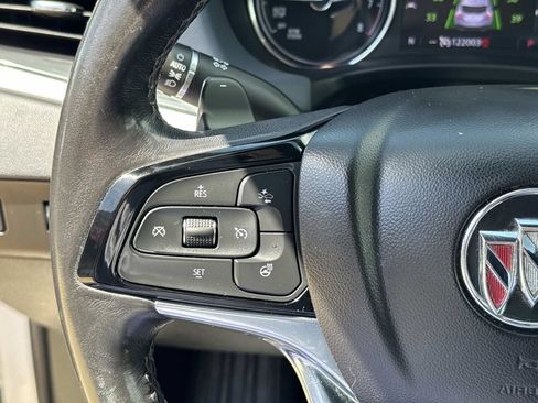 Used 2023 Buick Enclave Essence w/ Experience Buick Package FWD image 28