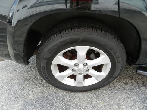 Used 2009 Toyota RAV4 Limited image 21