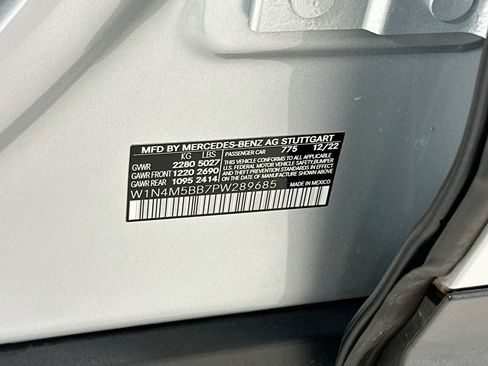 Certified 2023 Mercedes-Benz GLB 35 AMG 4MATIC image 34