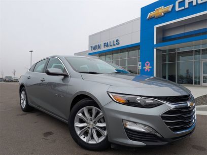 Used 2025 Chevrolet Malibu LT