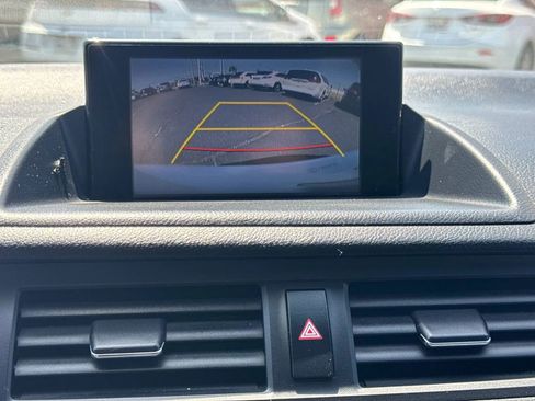 Used 2015 Lexus CT 200h w/ Navigation Package FWD image 36