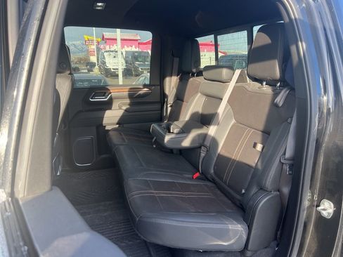 Used 2024 Chevrolet Silverado 3500 High Country w/ High Country Premium Package AWD/4WD image 10