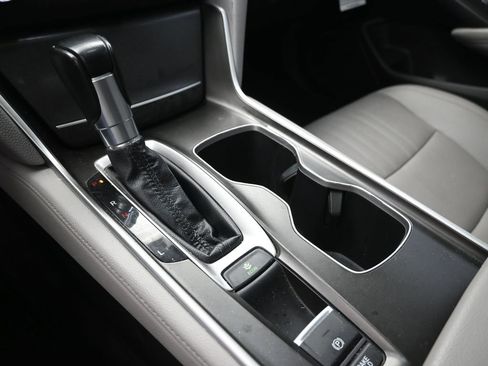 Used 2019 Honda Accord EX-L image 29