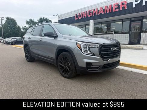 Used 2023 GMC Terrain SLE w/ Driver Convenience Package AWD/4WD image 4