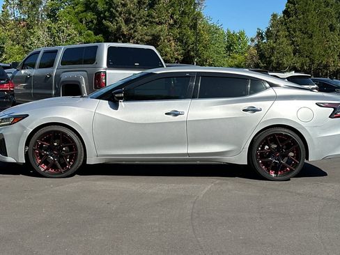 Used 2022 Nissan Maxima SV w/ Floor Mat Group FWD image 7