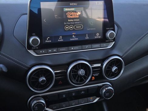 Certified 2022 Nissan Sentra SV image 19