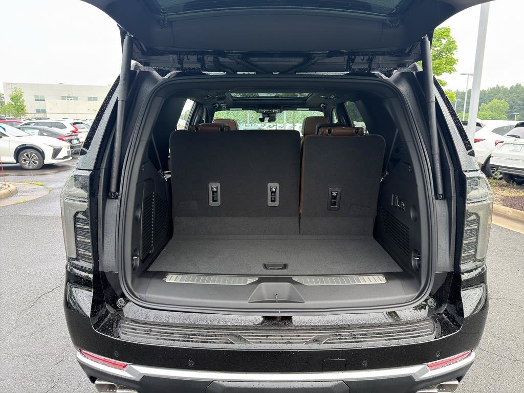 New 2026 Chevrolet Tahoe High Country AWD/4WD image 28