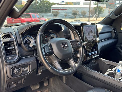 Used 2022 RAM 1500 Limited w/ Off Road Group AWD/4WD image 11