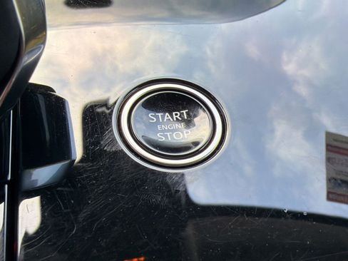 Used 2024 Land Rover Range Rover Sport SE AWD/4WD image 27