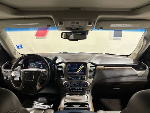 Used 2019 GMC Yukon Denali w/ Denali Ultimate Package image 16