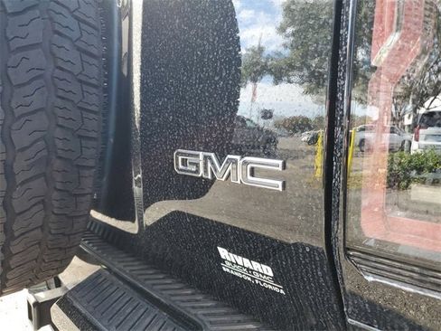New 2026 GMC Hummer EV SUV image 7