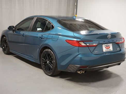 Certified 2025 Toyota Camry SE image 6